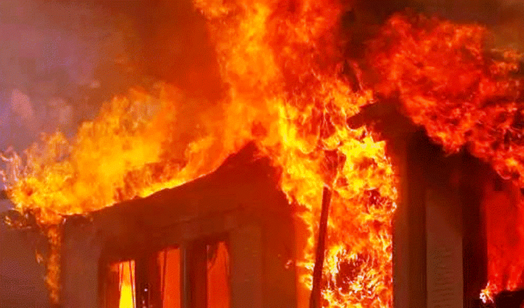 चिलीमा भीषण आगलागी : हजारभन्दा धेरै घर जले, कम्तीमा ५१ जनाको मृत्यु