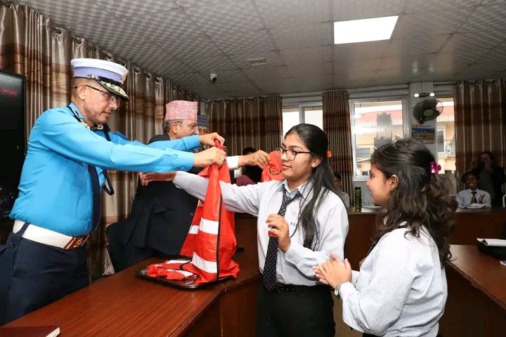 कानूनका २०६ जना विद्यार्थी एक हप्ताका लागि ट्राफिक स्वयंसेवक